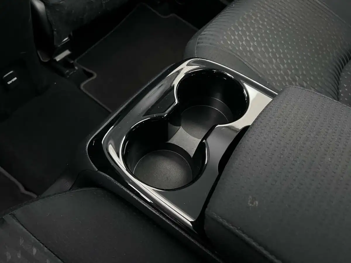 2019-toyota-prius-18-vvt-i-business-edition-plus-ss-cvt-big-20