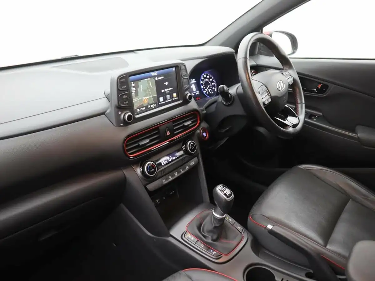 2018-hyundai-kona-10-t-gdi-premium-se-1-tone-roof-big-12