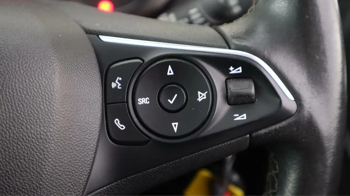 2019-vauxhall-crossland-x-12i-se-big-22
