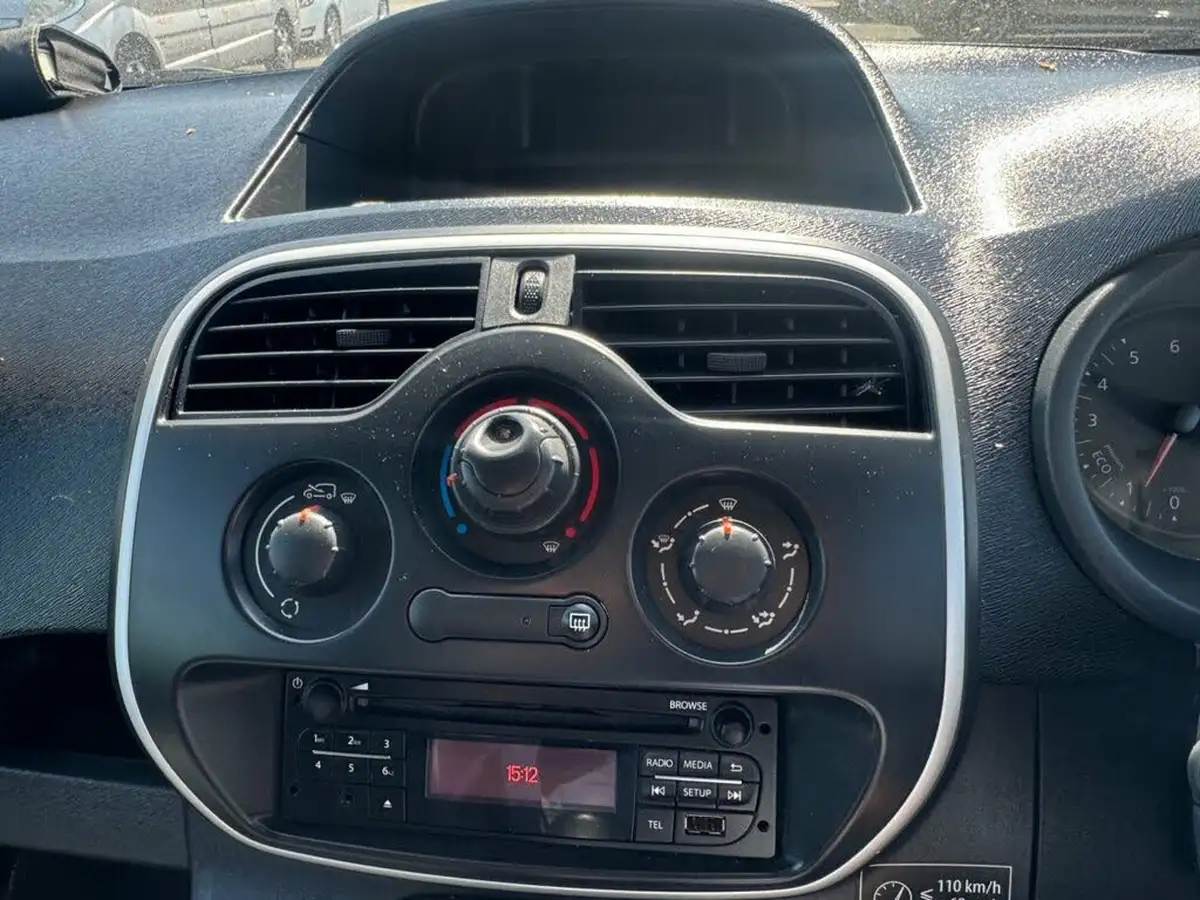 2017-renault-kangoo-15td-ml19-energy-dci-90-business-eu6-panel-big-6