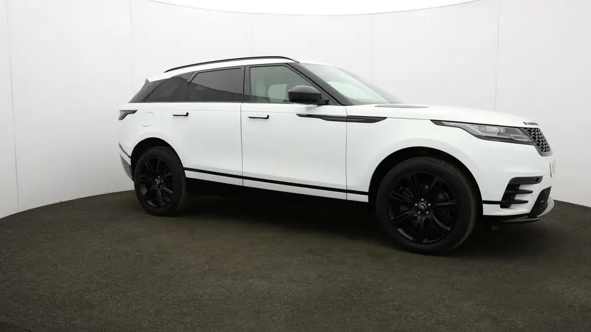 2022-land-rover-range-rover-velar-20-d200-r-dynamic-se-big-48