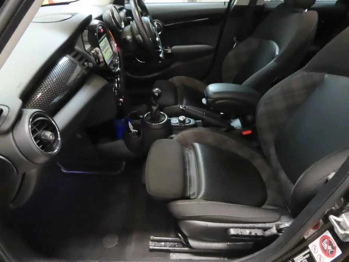 2016-mini-cooper-20-cooper-s-ss-hatchback-5d-big-10