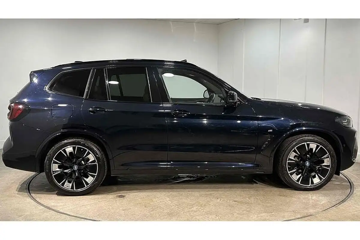 2022-bmw-ix3-e-m-sport-pro-big-4