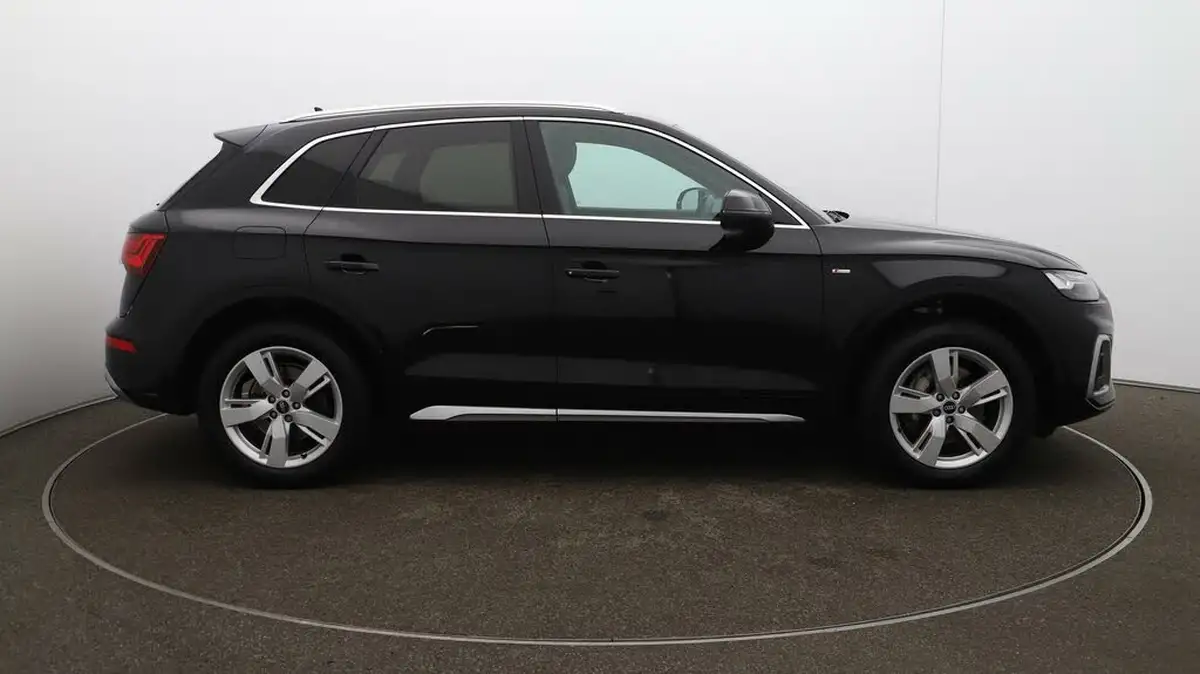 2022-audi-q5-20-50-tfsi-e-s-line-station-wagon-big-49
