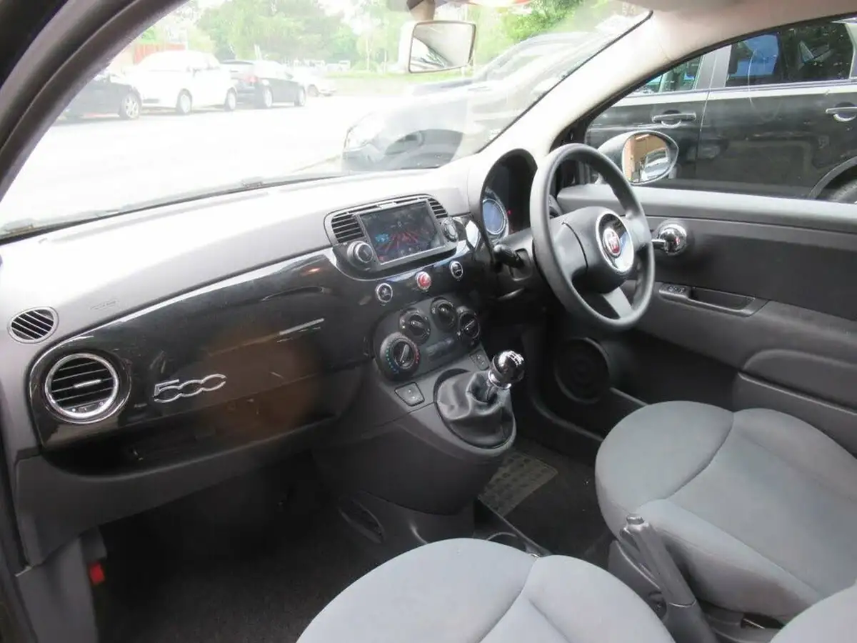 2010-fiat-500-12-pop-big-10