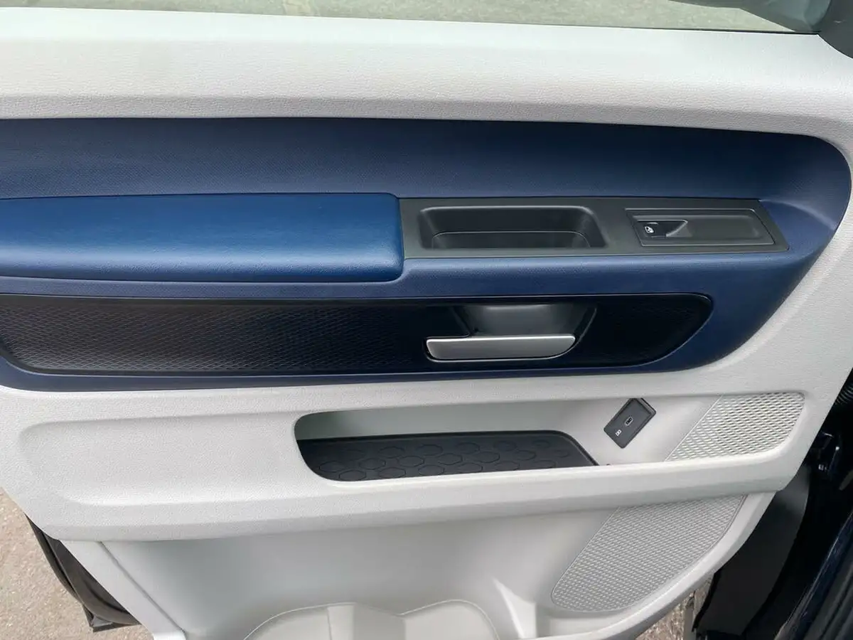 2024-volkswagen-idbuzz-e-style-standard-big-30