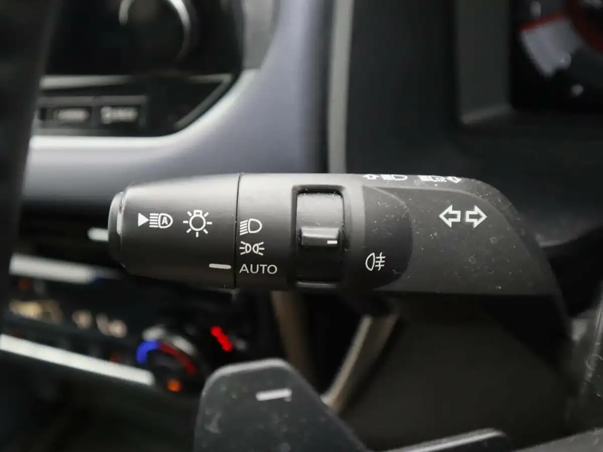 2022-nissan-qashqai-13-dig-t-tekna-xtronic-big-35