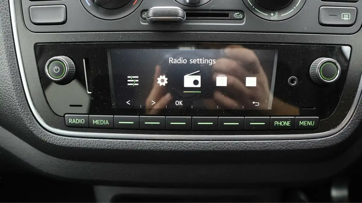 2019-skoda-citigo-10-colour-edition-5d-big-10