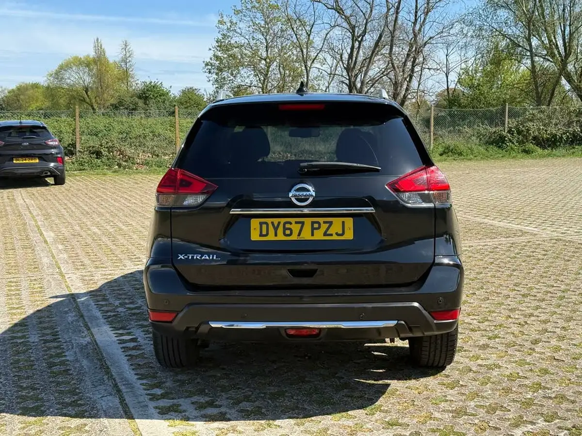 2017-nissan-x-trail-16dci-n-connecta-big-3