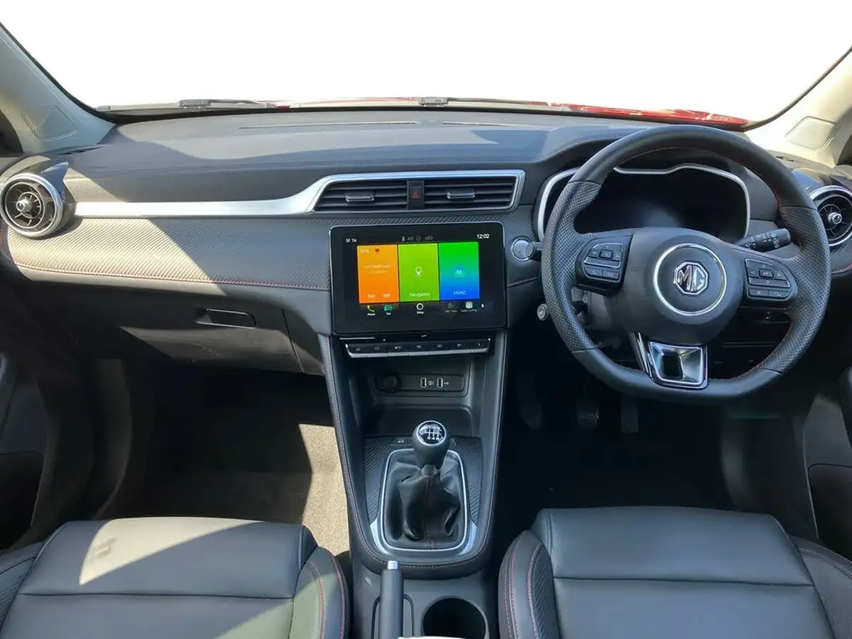 2024-mg-zs-suv-10t-gdi-exclusive-big-9