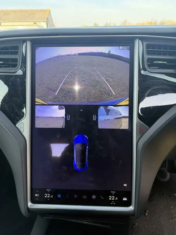 2020-tesla-model-s-e-long-range-big-4