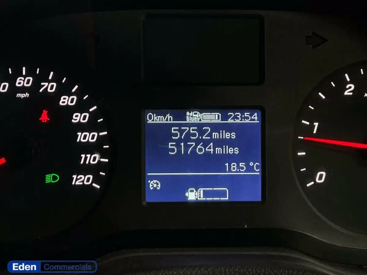 2021-mercedes-benz-sprinter-21cdi-314-l2h1-premium-big-17