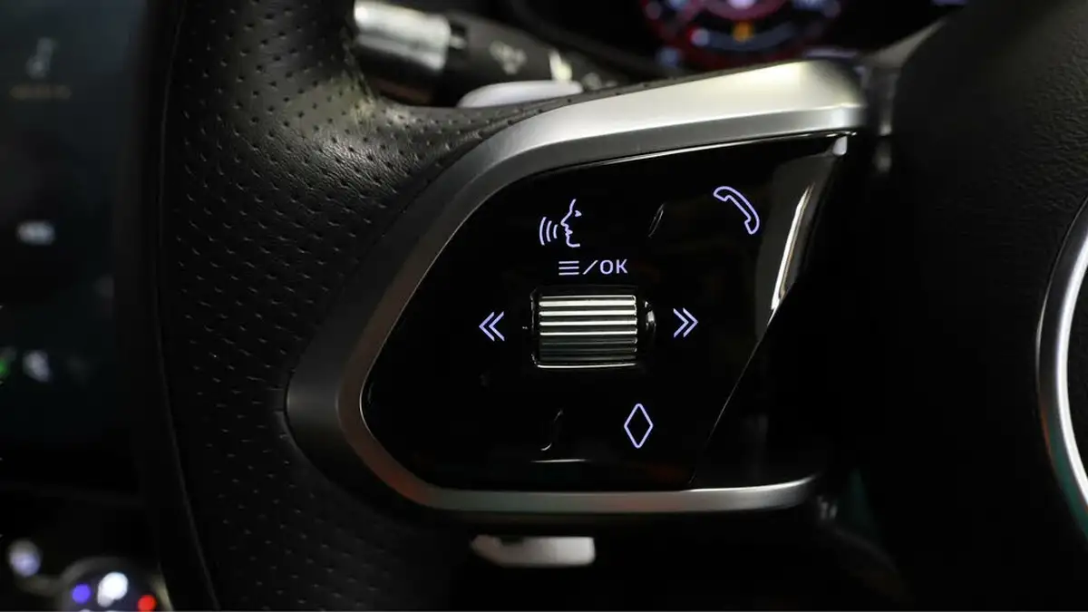 2022-jaguar-f-pace-20-p250-r-dynamic-black-big-23