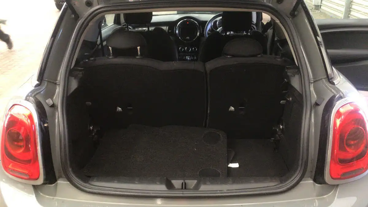 2017-mini-cooper-15-cooper-ss-hatchback-3d-big-7