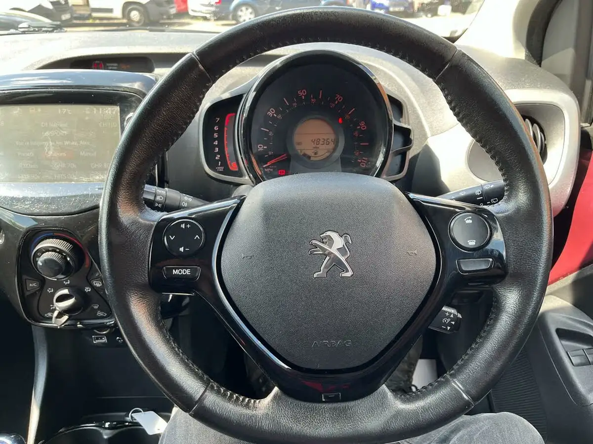2015-peugeot-108-12-puretech-allure-hatchback-5d-big-19