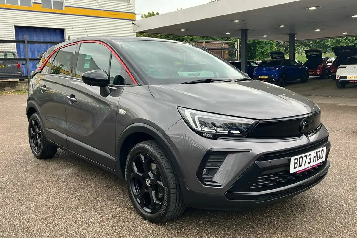 2023-vauxhall-crossland-12-gs-130ps-auto-big-0