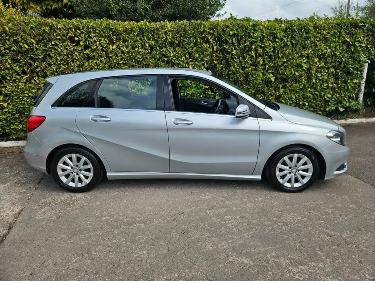 2014-mercedes-benz-b-class-15-cdi-b180-se-15cdi-109bhp-eco-big-1
