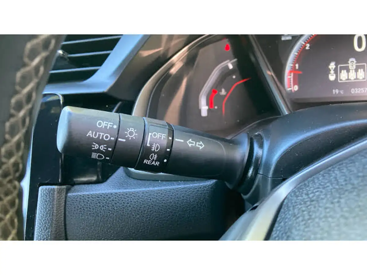 2021-honda-civic-15-vtec-turbo-sport-ss-big-29