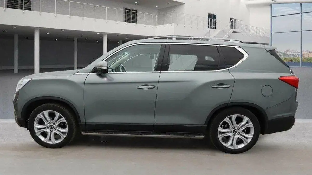 2019-kgm-ssangyong-rexton-22td-ultimate-big-5