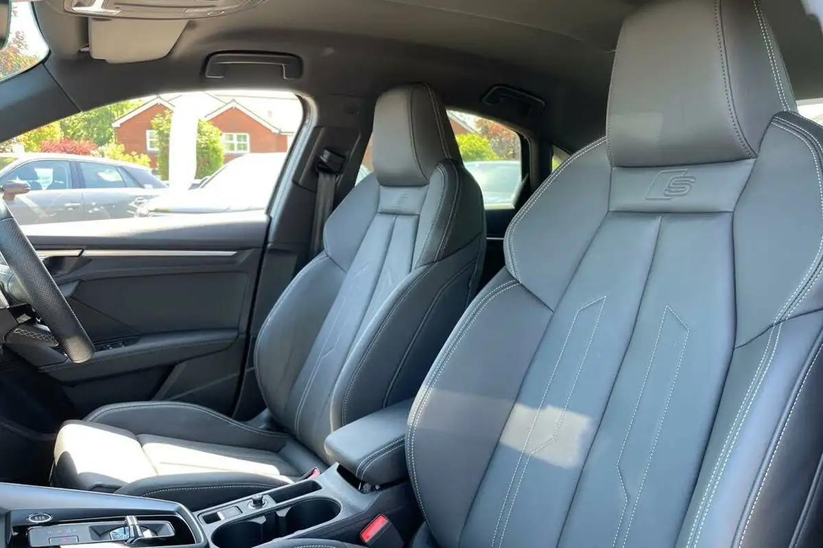 2024-audi-a3-15-35-tfsi-black-edition-saloon-4d-s-tronic-big-28
