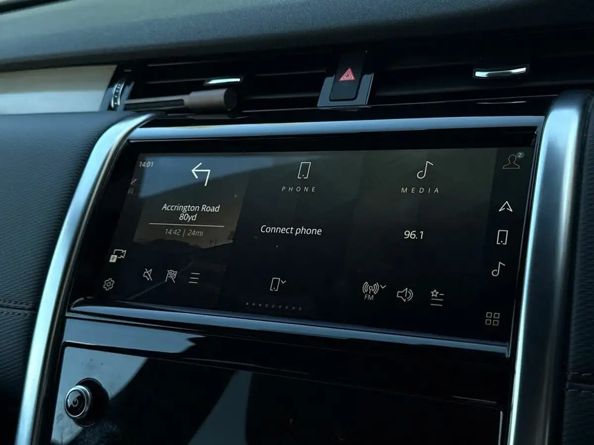 2020-land-rover-discovery-sport-20-d200-r-dynamic-s-plus-big-10