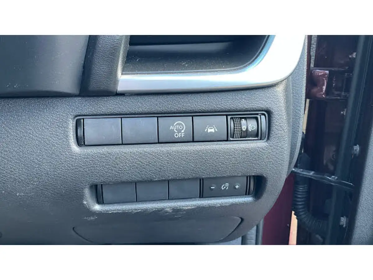 2022-nissan-qashqai-13-dig-t-acenta-premium-140ps-big-26