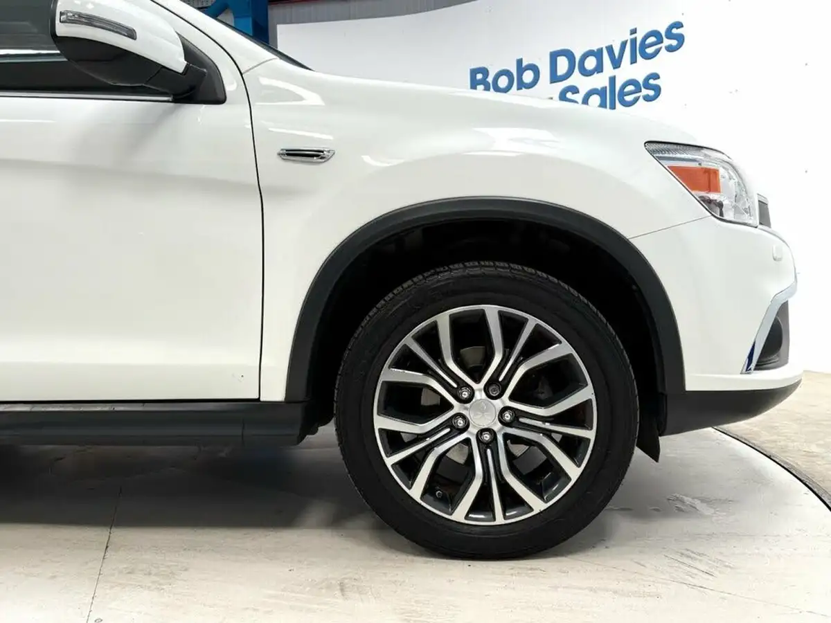 2017-mitsubishi-asx-16-3-big-10