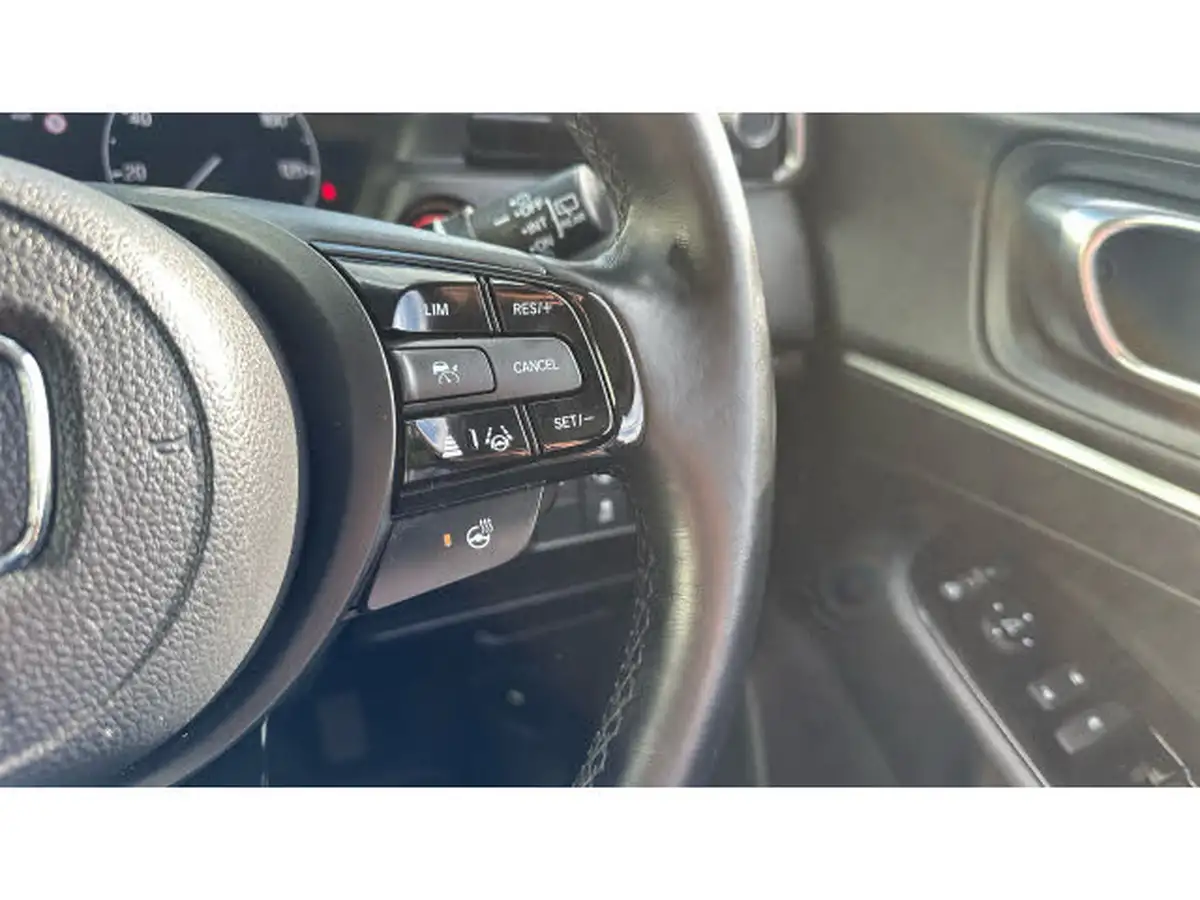 2022-honda-hr-v-15-i-mmd-advance-big-40