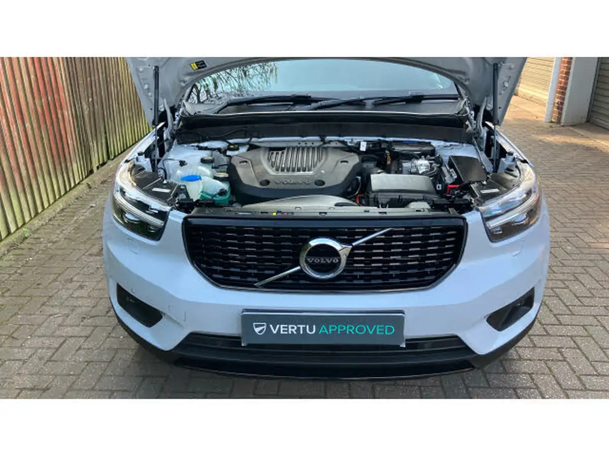 2022-volvo-xc40-15-t5-r-design-pro-big-7