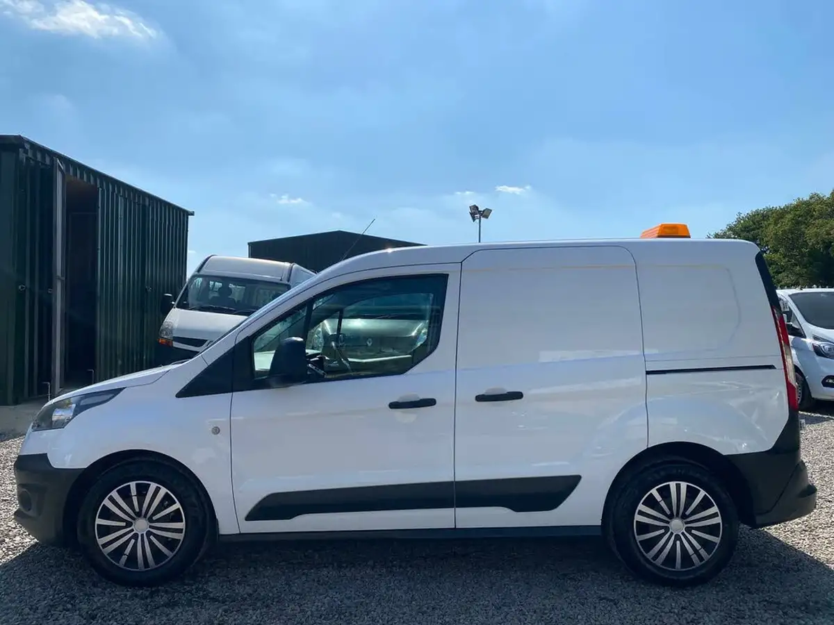 2016-ford-transit-connect-16tdci-l1-200-panel-big-13