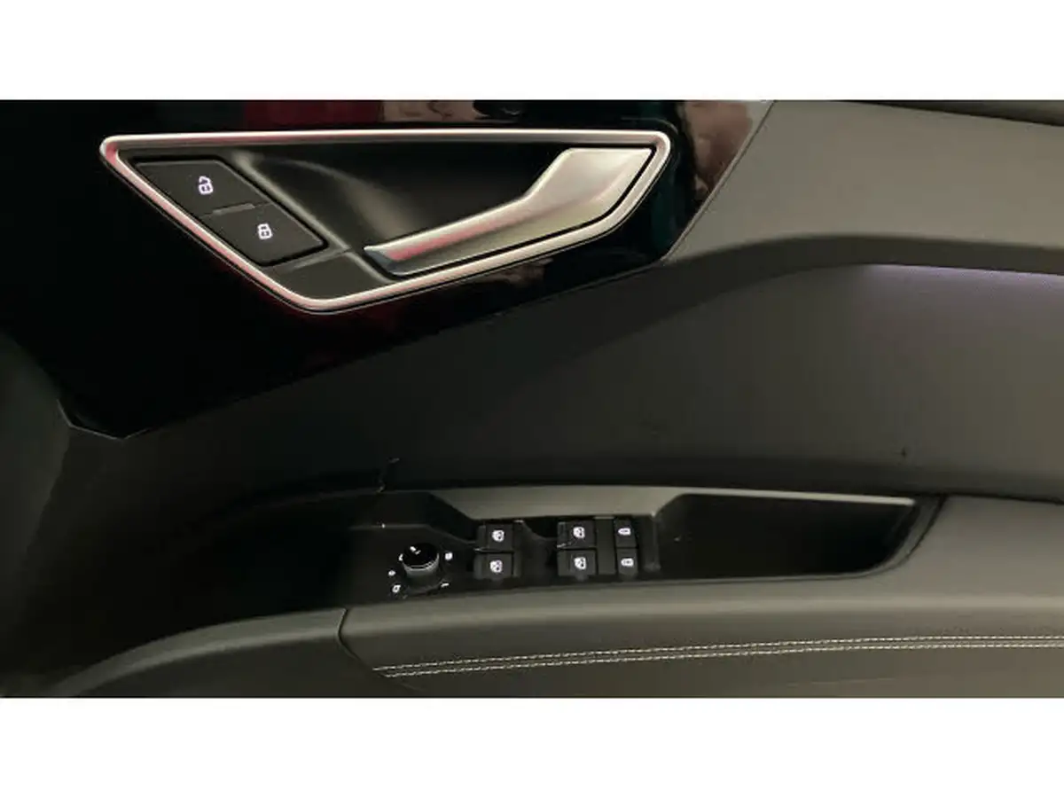 2024-audi-q4-e-tron-45e-s-line-sportback-auto-big-18