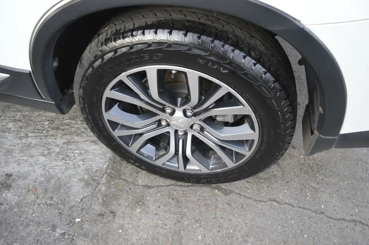 2017-mitsubishi-outlander-22di-d-4-auto-big-25