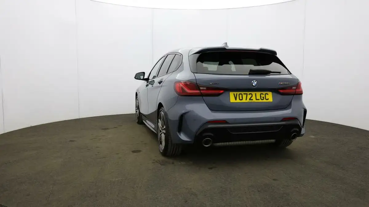 2022-bmw-1-series-20-m135i-xdrive-big-56