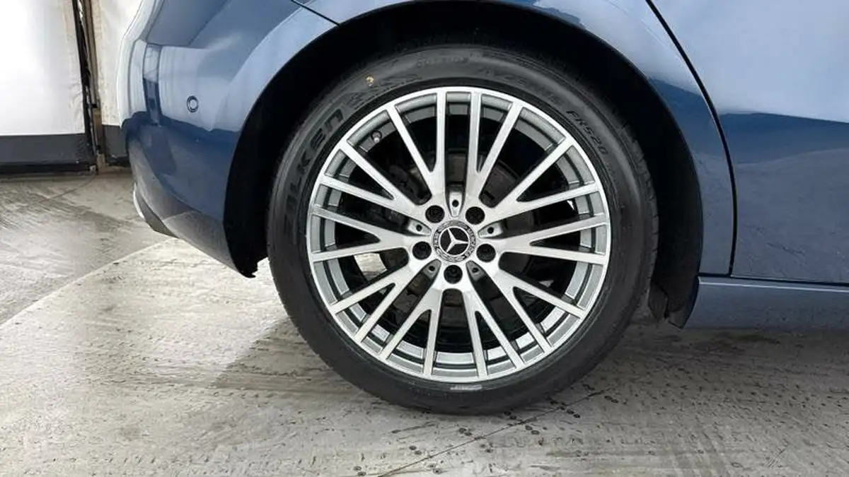 2022-mercedes-benz-a-class-13-a180-sport-executive-edition-hatchback-5d-7g-dct-big-27