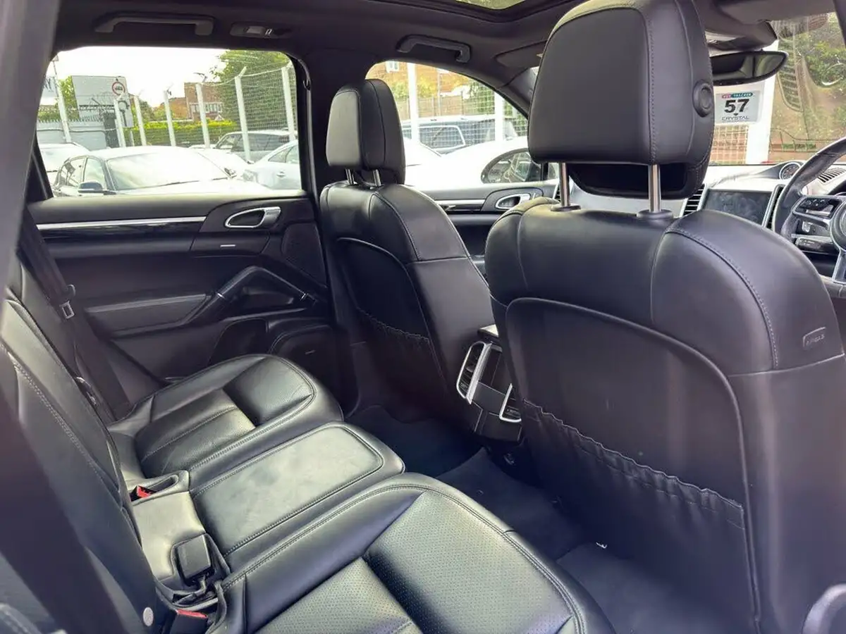 2018-porsche-cayenne-30td-diesel-platinum-edition-big-7