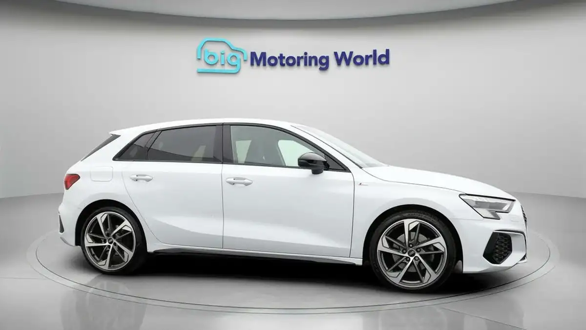 2022-audi-a3-15-35-tfsi-edition-1-sportback-5d-s-tronic-big-7