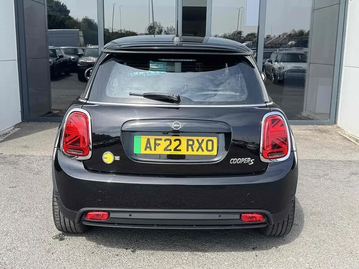 2022-mini-cooper-e-cooper-s-2-big-15