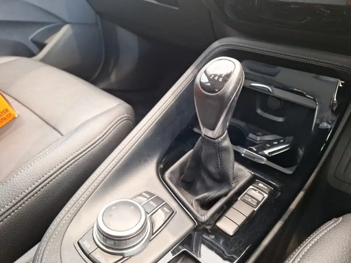 2018-bmw-x1-15-sdrive-18i-xline-134bhp-big-13