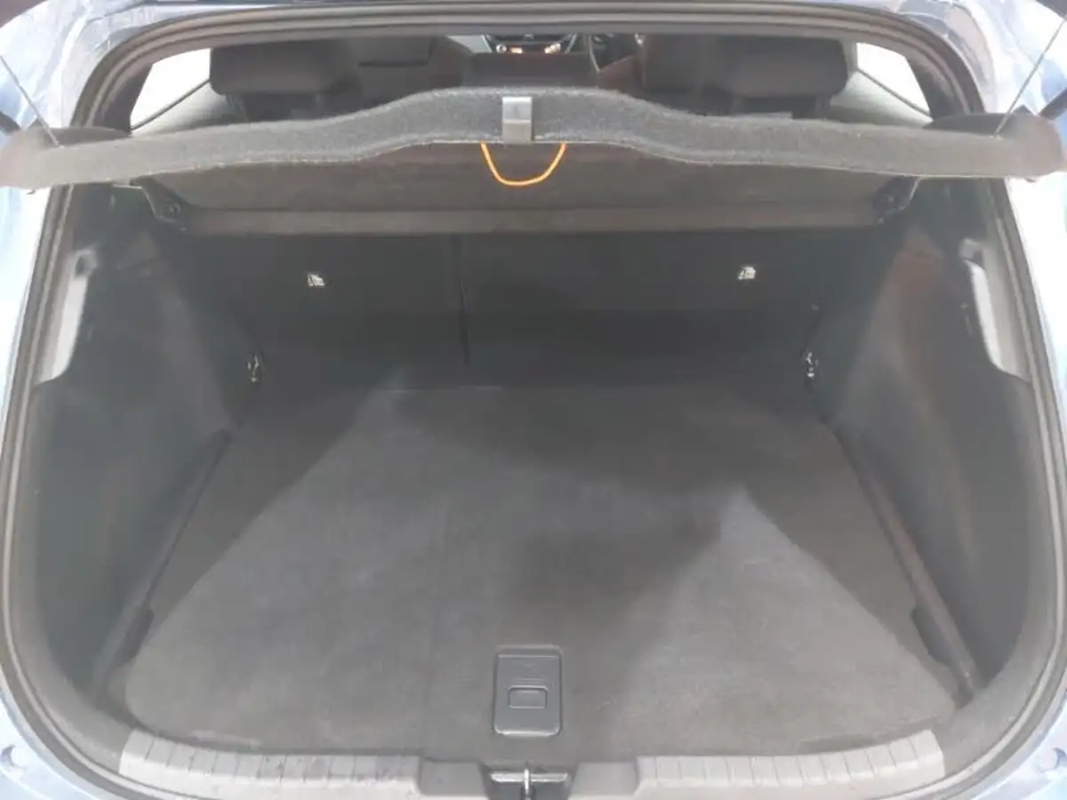 2022-toyota-corolla-20-vvt-i-icon-193bhp-hatchback-big-7