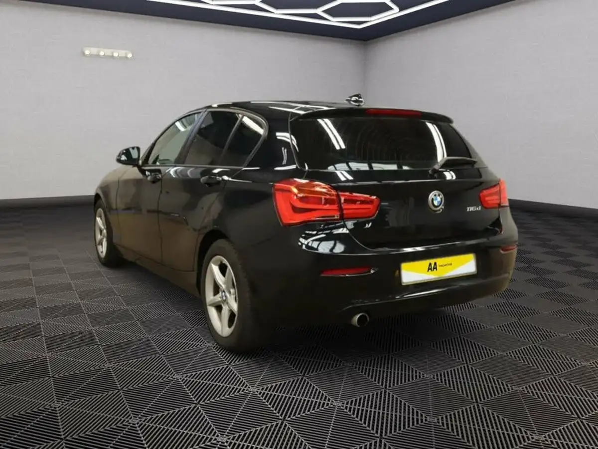 2015-bmw-1-series-15td-116d-eff-dyn-plus-116bhp-5d-big-3