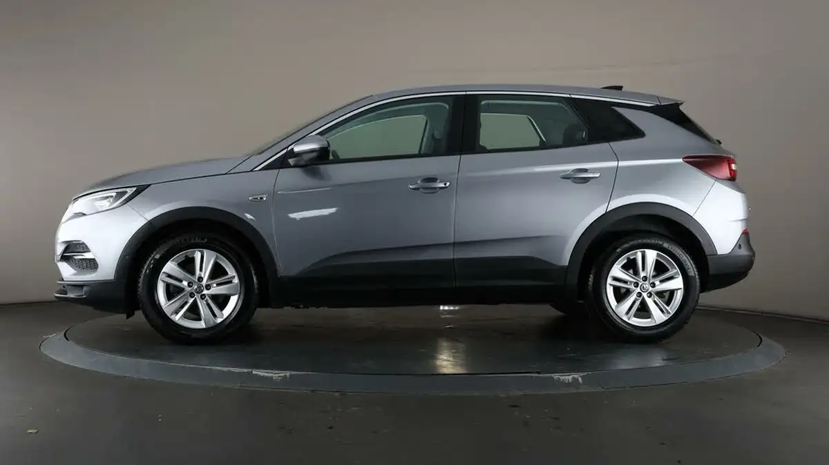 2021-vauxhall-grandland-x-12-business-edition-nav-big-38