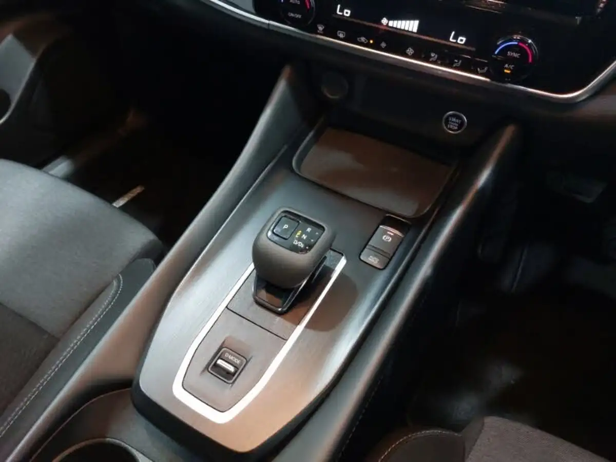 2023-nissan-qashqai-13-dig-t-n-connecta-160ps-auto-big-14