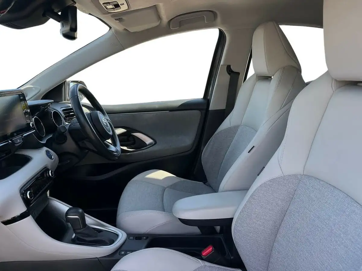2021-toyota-yaris-15-vvt-i-excel-big-9