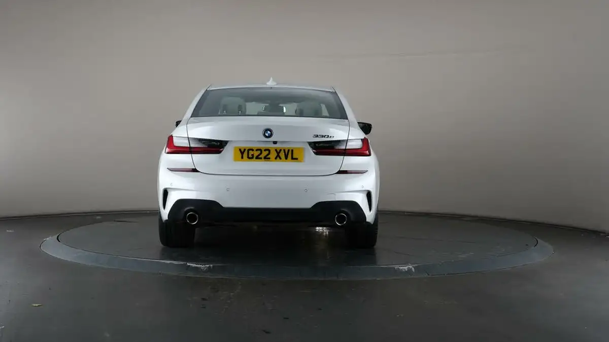 2022-bmw-3-series-20-330e-m-sport-pro-pack-saloon-4d-big-34