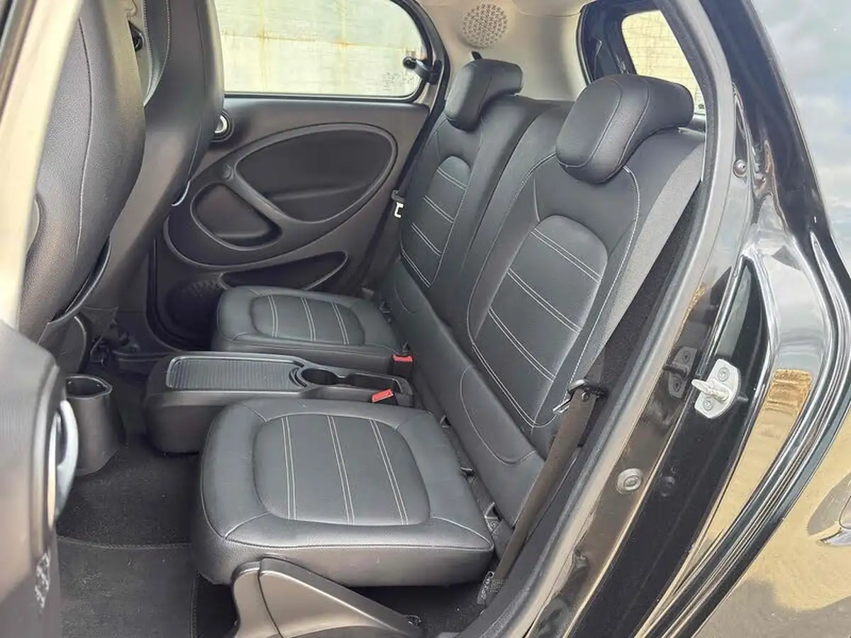 2015-smart-forfour-10-prime-ss-big-10