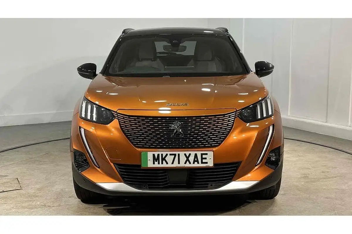 2021-peugeot-2008-suv-e-gt-premium-big-2