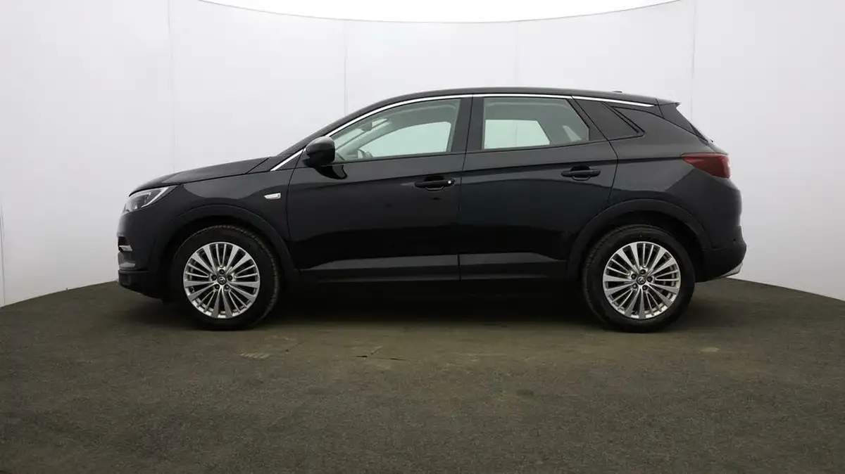 2019-vauxhall-grandland-x-15td-sport-nav-big-68
