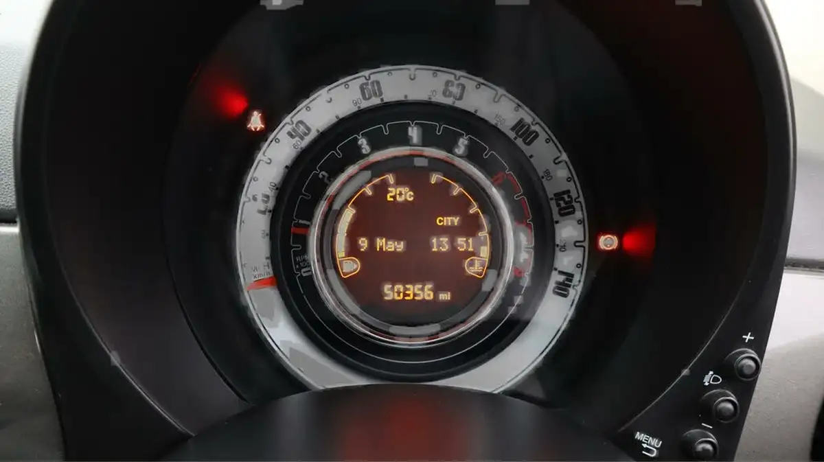 2017-fiat-500-12-pop-big-10