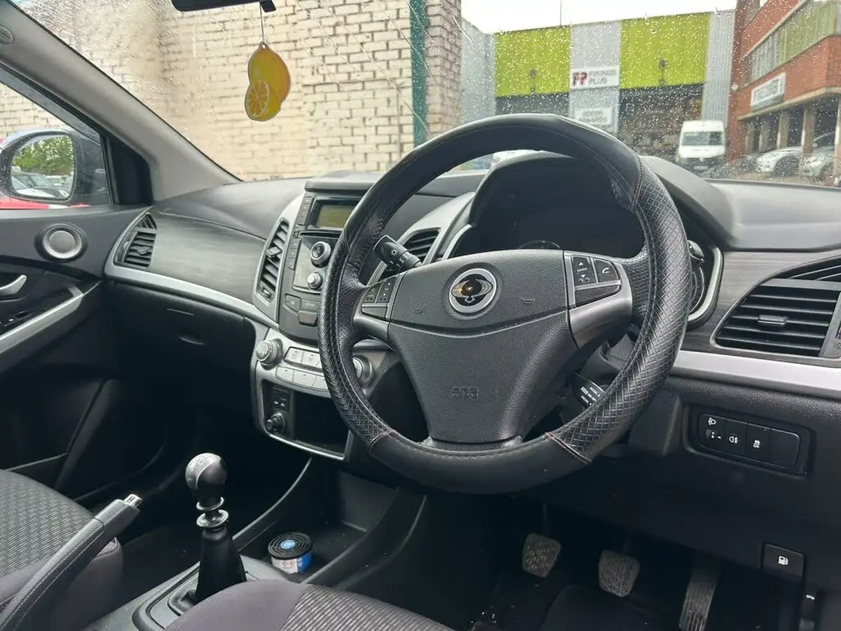 2014-kgm-ssangyong-korando-20td-se-big-10