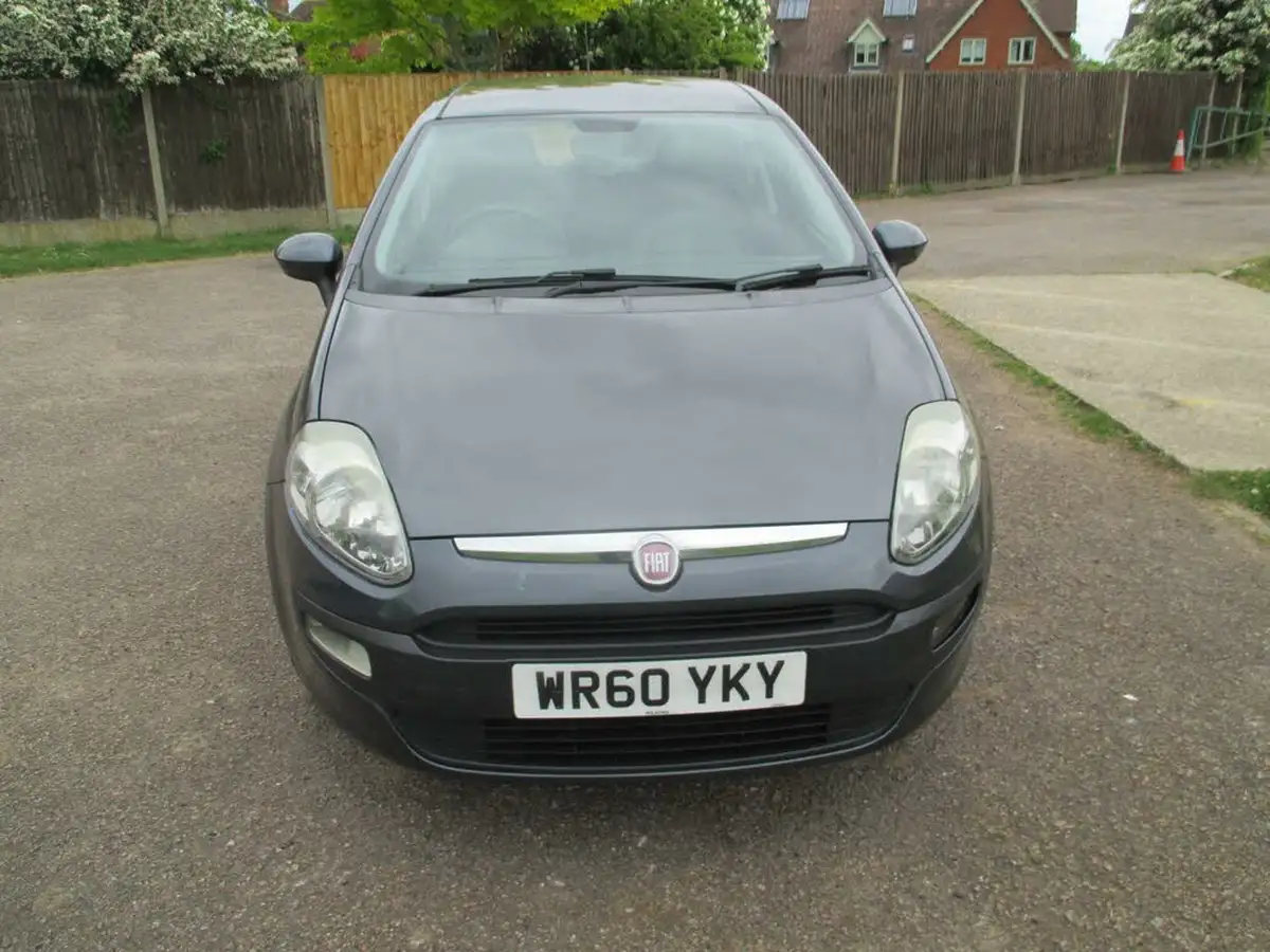 2010-fiat-punto-evo-14-dynamic-8v-ss-5d-big-2